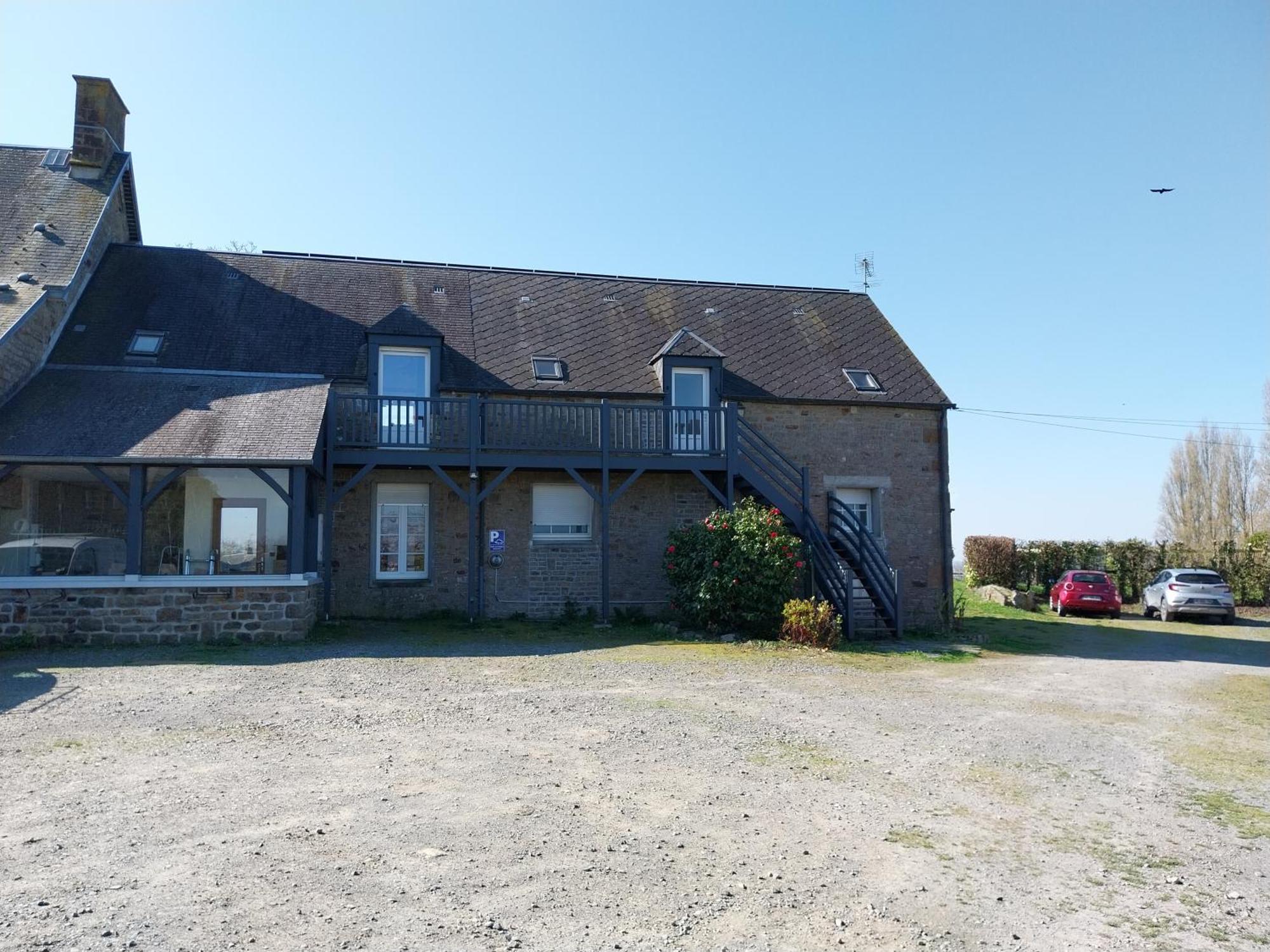 Joli Appartement Avec Vue Sur La Baie Avranches Exterior photo